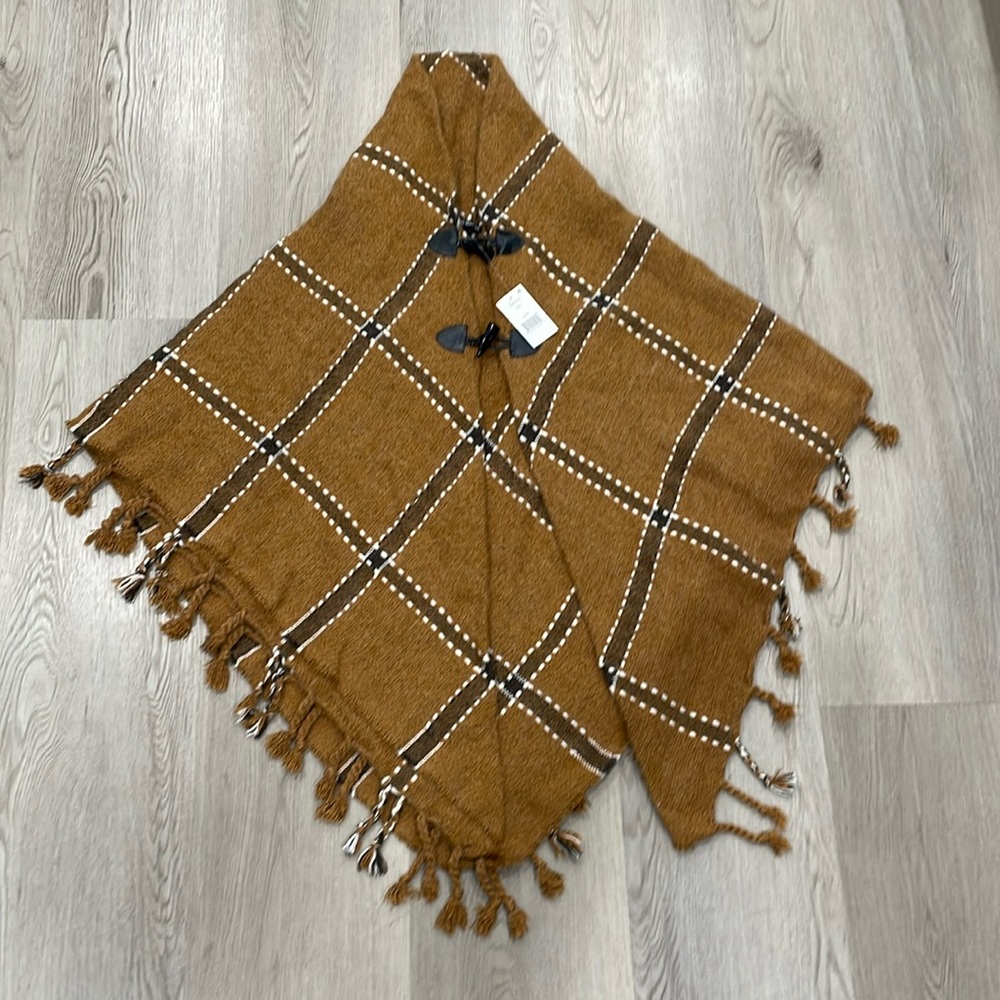Steve Madden poncho